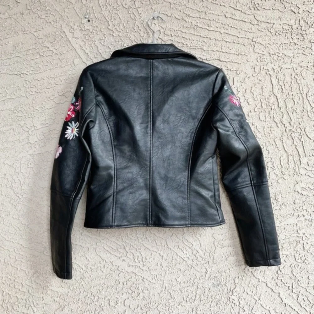 ROMEO & JULIET Floral Embroidered Faux Leather Moto Biker Jacket - Picture 8 of 9